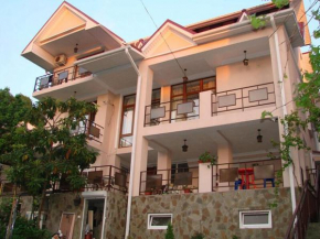 Uyutny Guesthouse